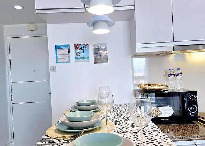 Luxury Coastal Suite, Grand Canal View Apartamento